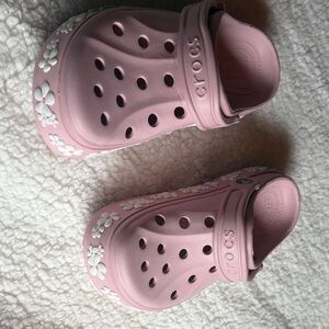 CROCS women’s  LightPink Sandals with White Floral Accents